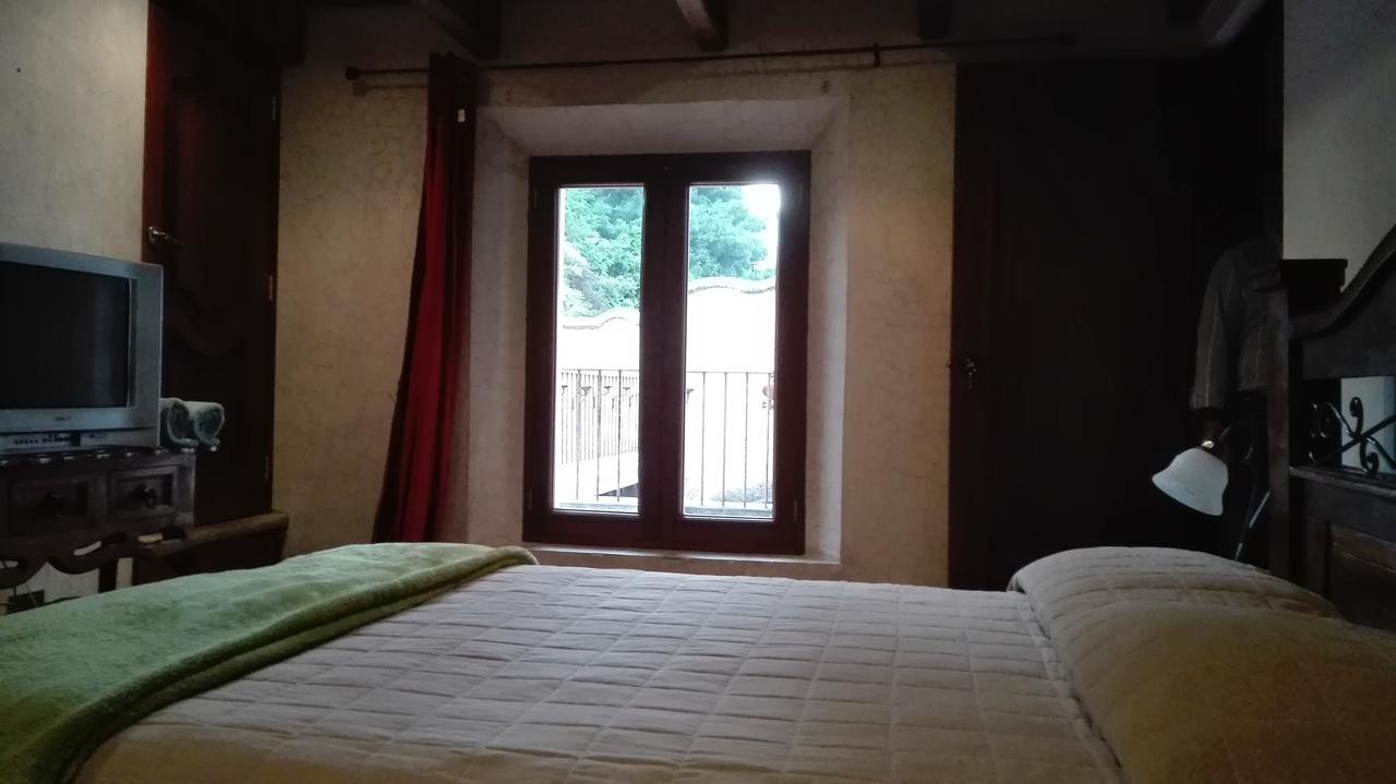 Bed and Breakfast La Casa De La Alameda Антигуа-Гватемала Экстерьер фото
